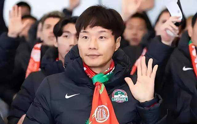 南基一赞扬, 止展现了做, 他坦言对与